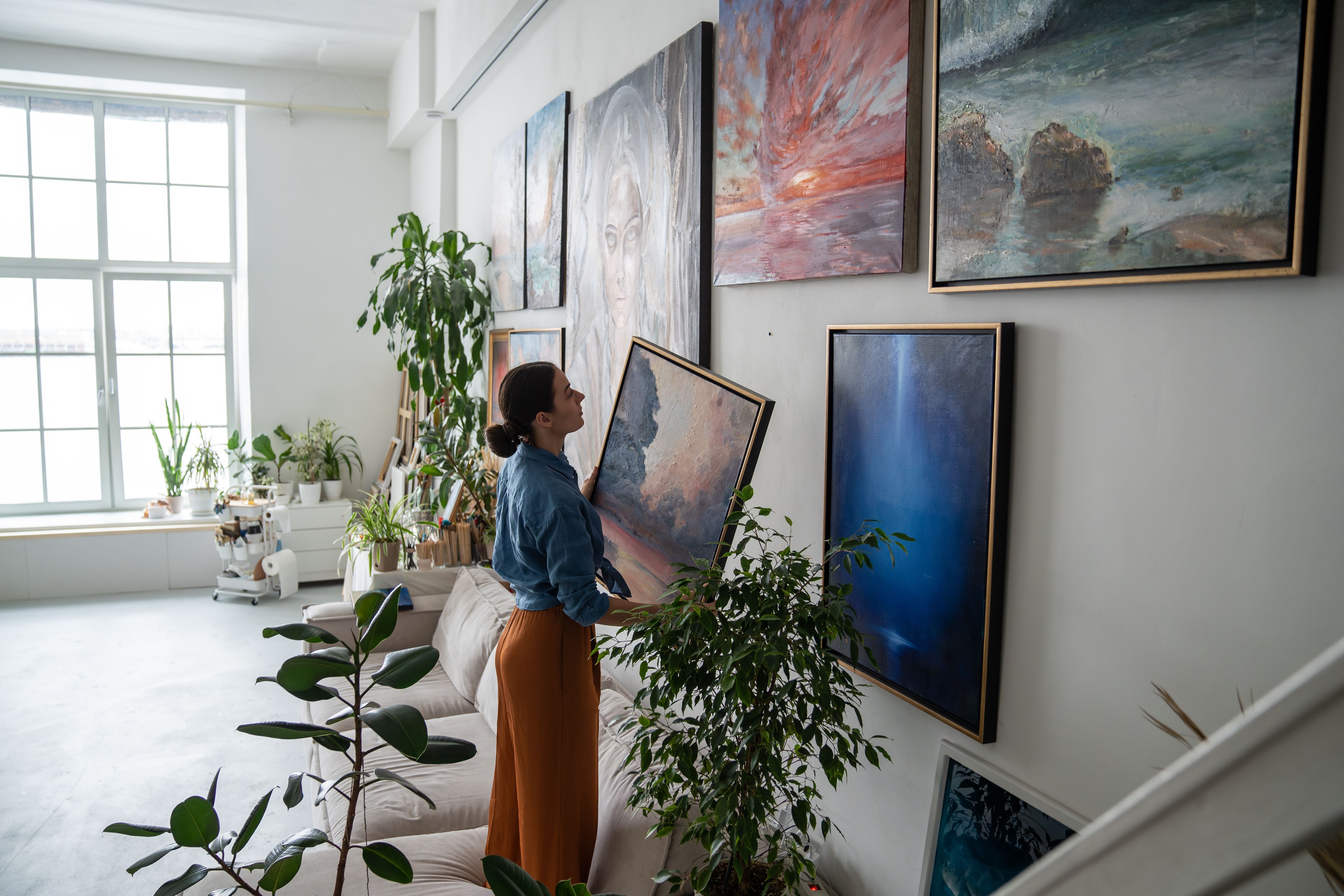 Como transformar a sua casa em uma galeria de arte